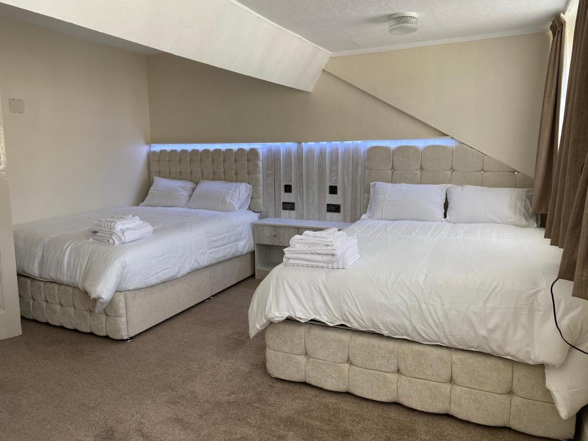 Sylvern House Hotel Скарбъро Екстериор снимка